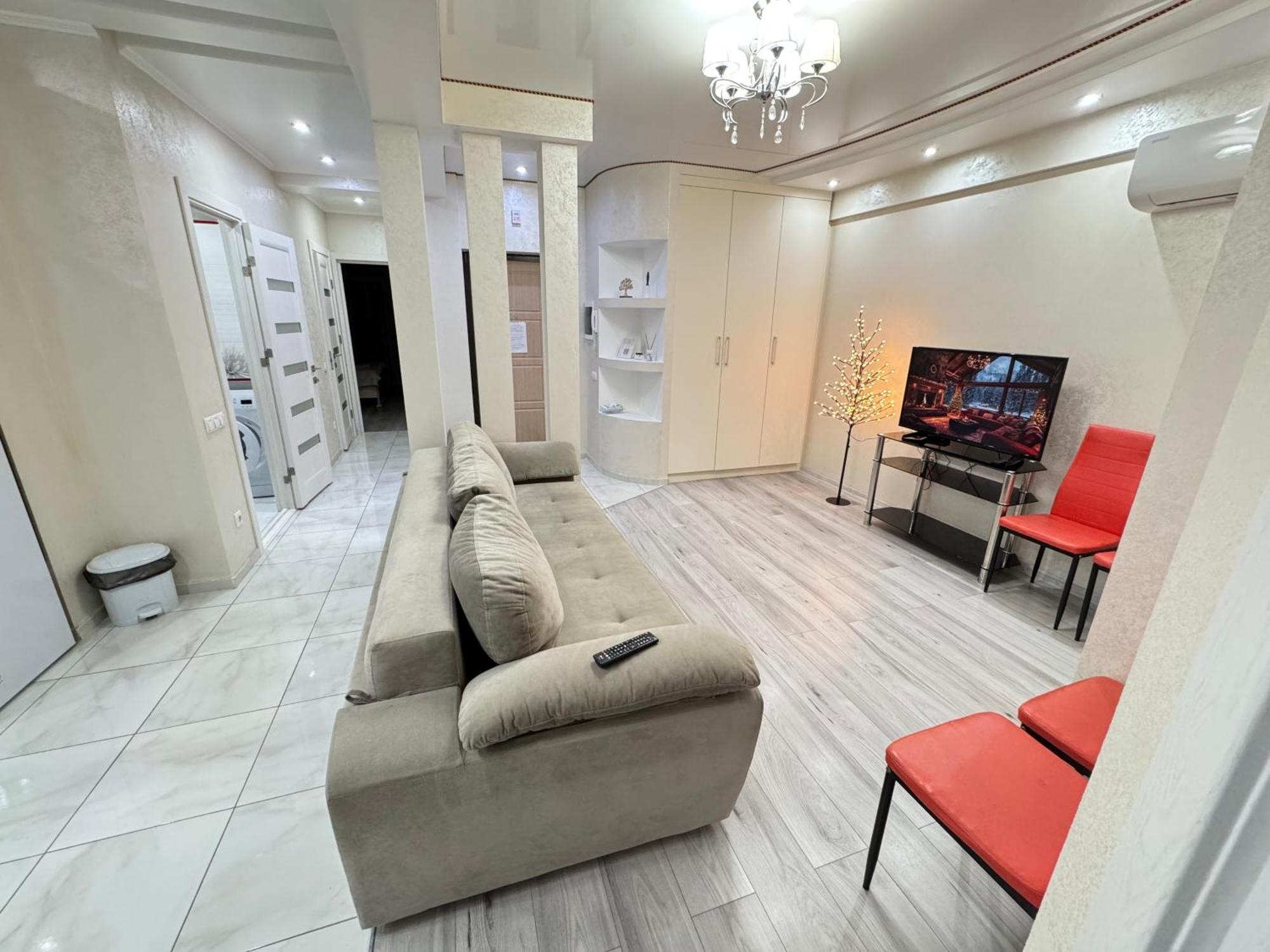 Two Bedroom Large Apartment In Chisinau Exterior foto